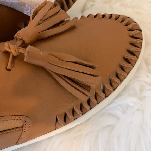 J slides shoes - Picture 2 of 4